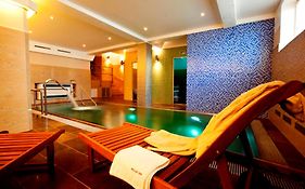 Relax Inn